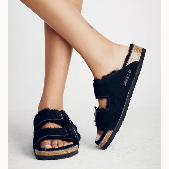 - BIRKENSTOCK Arizona shearling fur black EU 36 US 6 - - Picture 1 of 16